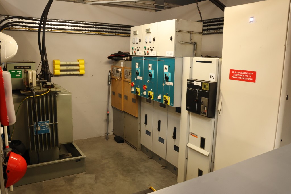 Local électrique Haute Tension pour les formations aux habilitations électrique de niveau HT